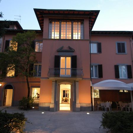 Residence Il Fortino Marina di Massa Extérieur photo